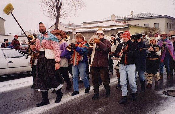 Faschingsumzug Trumau, 2000